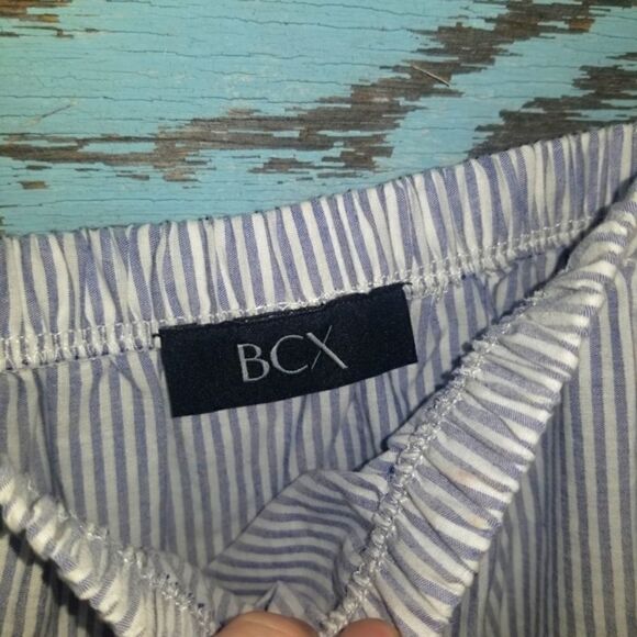 NWT BCX Off The Shoulder Top Size Small - Picture 5 of 6
